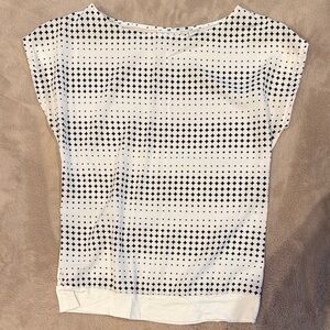 New York & Company Black and White Patterned Blouse